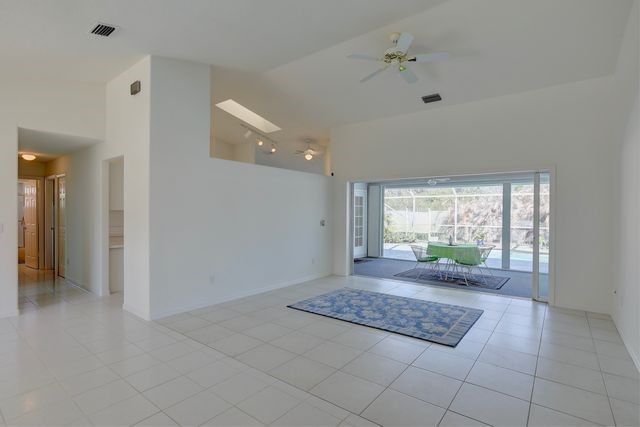 117 Harbor Point Drive, Sebastian, FL 32958