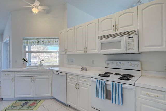 117 Harbor Point Drive, Sebastian, FL 32958