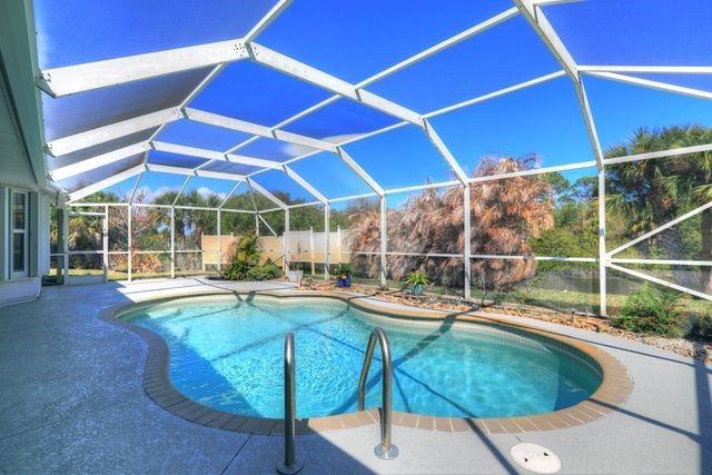 117 Harbor Point Drive, Sebastian, FL 32958