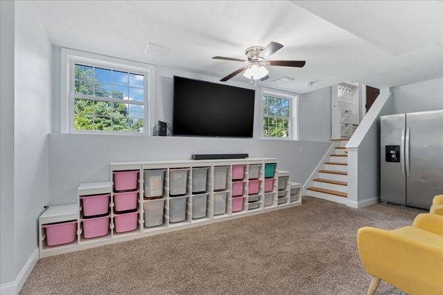 28 Stanley St, North Attleboro, MA 02763
