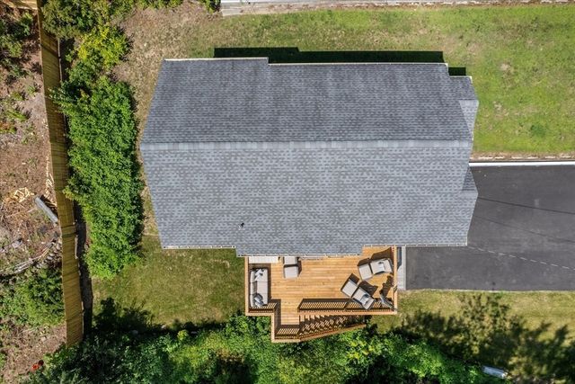 28 Stanley St, North Attleboro, MA 02763