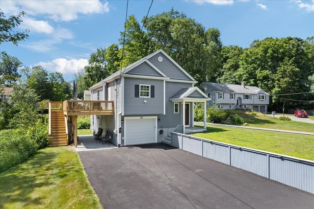 28 Stanley St, North Attleboro, MA 02763