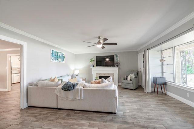 6455 Waverly Way A, Fort Worth, TX 76116