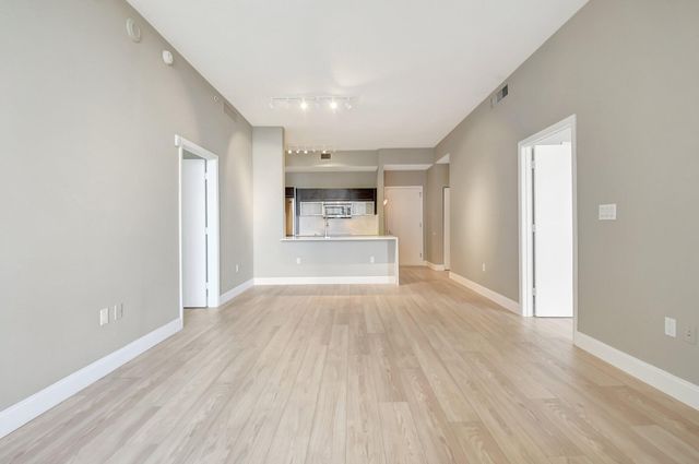 550 Okeechobee Boulevard Mph-07, West Palm Beach, FL 33401