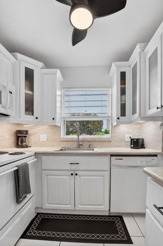 477 Tilford V, Deerfield Beach, FL 33442