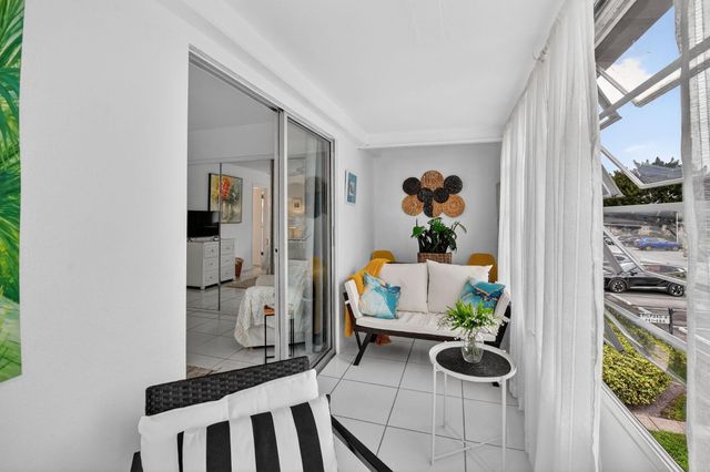 477 Tilford V, Deerfield Beach, FL 33442