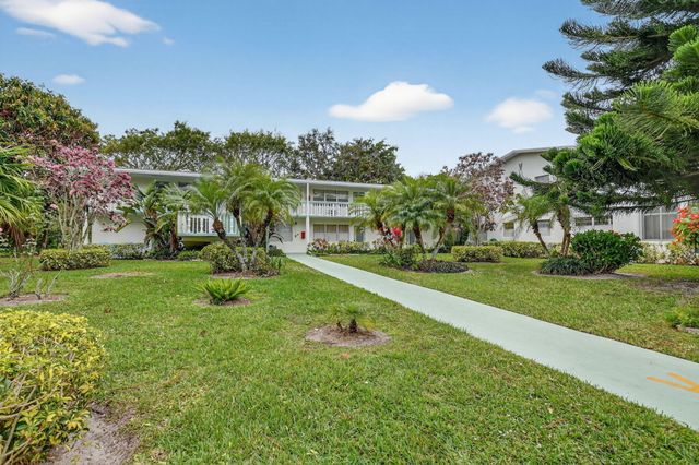 477 Tilford V, Deerfield Beach, FL 33442