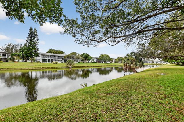 477 Tilford V, Deerfield Beach, FL 33442