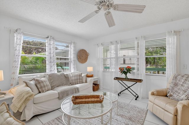 477 Tilford V, Deerfield Beach, FL 33442