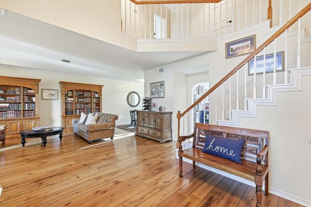 714 Meadow Bend Court, Highland Village, TX 75077