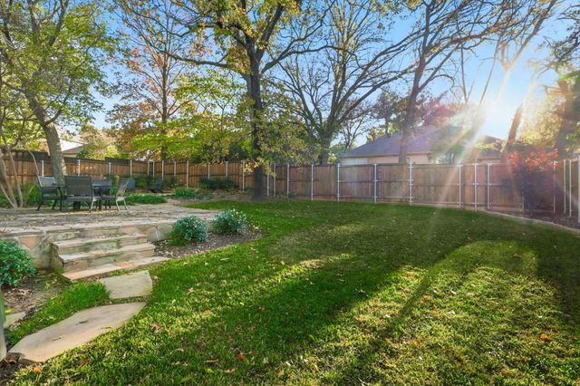 714 Meadow Bend Court, Highland Village, TX 75077