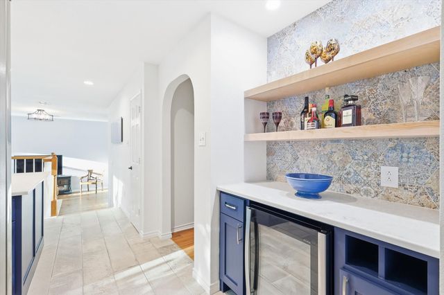 714 Meadow Bend Court, Highland Village, TX 75077