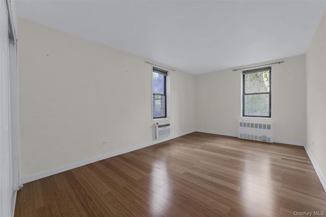 43-25 Douglaston Parkway 1H, Little Neck, NY 11363