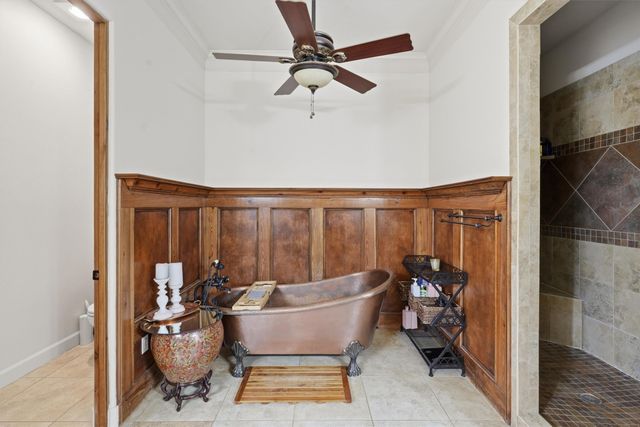 6710 Westover Drive, Granbury, TX 76049