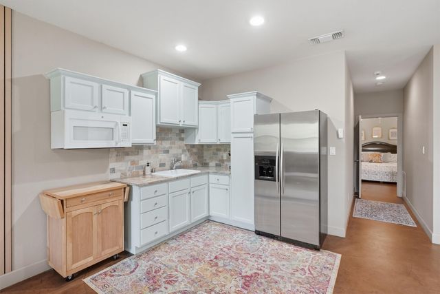 6710 Westover Drive, Granbury, TX 76049