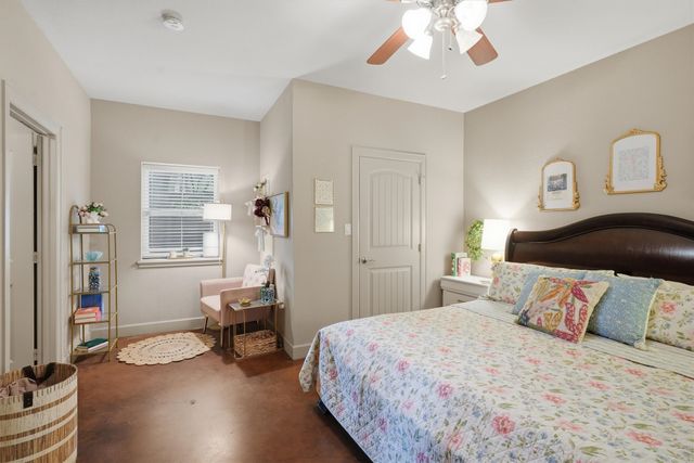 6710 Westover Drive, Granbury, TX 76049
