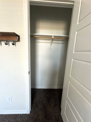 223 Garden Grove Drive, Waxahachie, TX 75165