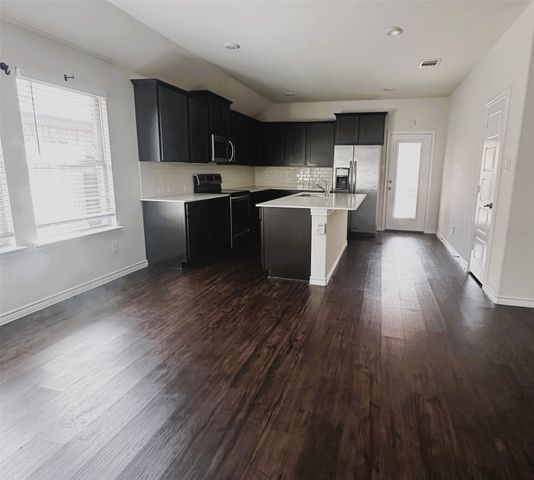 223 Garden Grove Drive, Waxahachie, TX 75165