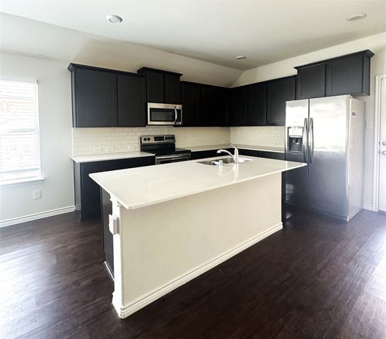 223 Garden Grove Drive, Waxahachie, TX 75165