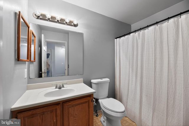 124 BRENT CT, West Deptford, NJ 08086