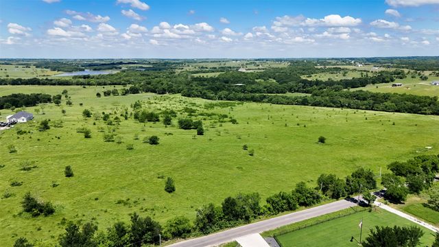 0000 Alsdorf Road, Ennis, TX 75119