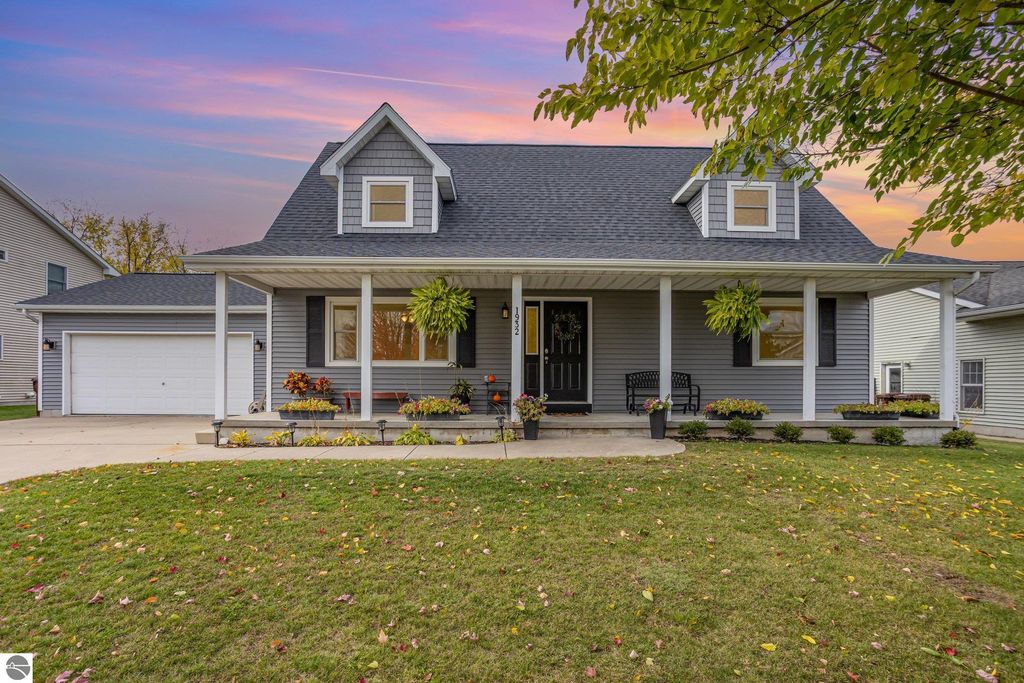 1932 Churchill Boulevard, Mt Pleasant, MI 48858