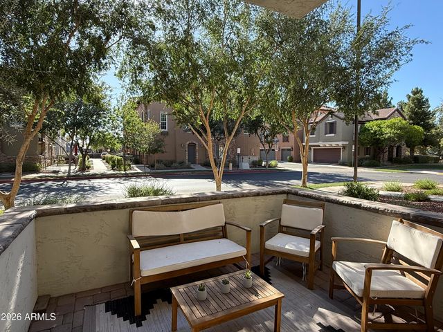 2658 S HARMONY Avenue, Gilbert, AZ 85295