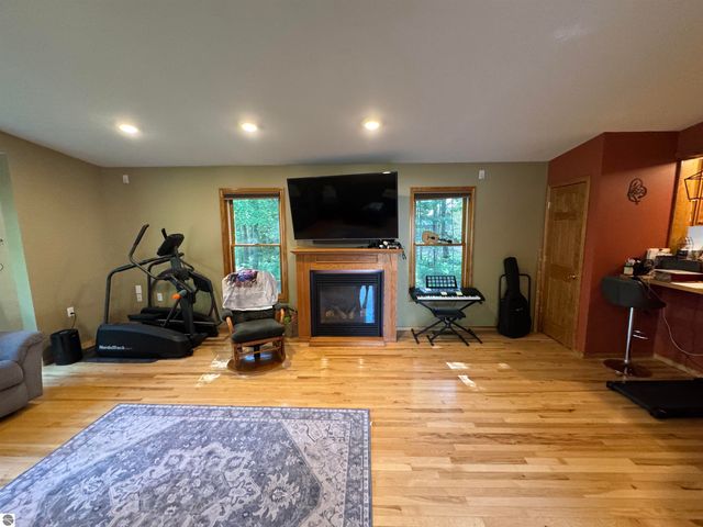 1816 Onondaga Trail, West Branch, MI 48661