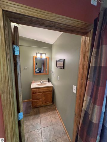 1816 Onondaga Trail, West Branch, MI 48661