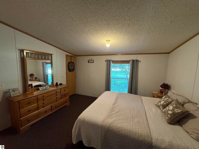 1816 Onondaga Trail, West Branch, MI 48661
