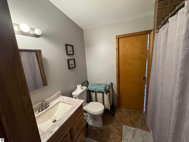 1816 Onondaga Trail, West Branch, MI 48661