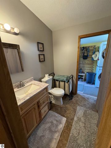 1816 Onondaga Trail, West Branch, MI 48661