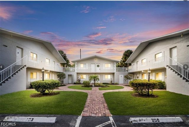 8071 Country RD 206, Fort Myers, FL 33919