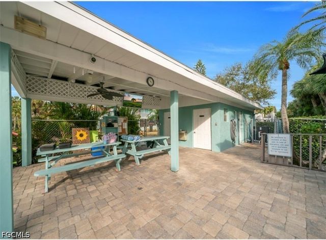 8071 Country RD 206, Fort Myers, FL 33919