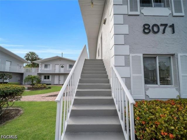 8071 Country RD 206, Fort Myers, FL 33919