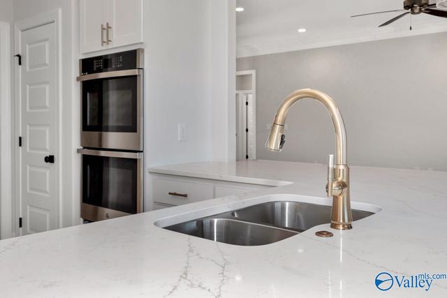 8063 Goose Ridge Drive, Owens Cross Roads, AL 35763