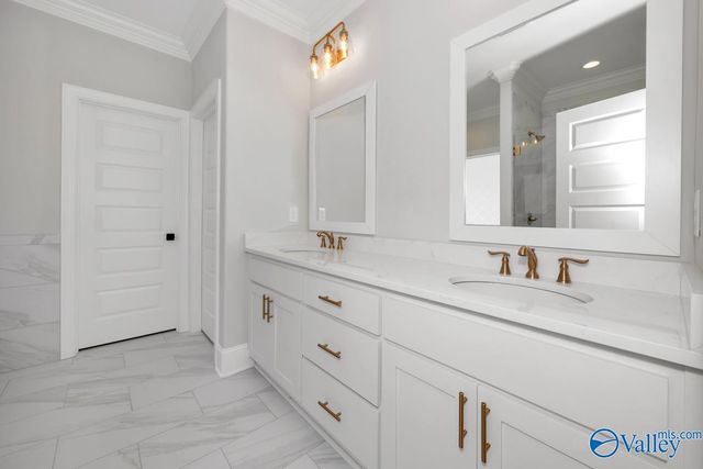 8063 Goose Ridge Drive, Owens Cross Roads, AL 35763