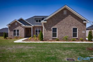 8063 Goose Ridge Drive, Owens Cross Roads, AL 35763