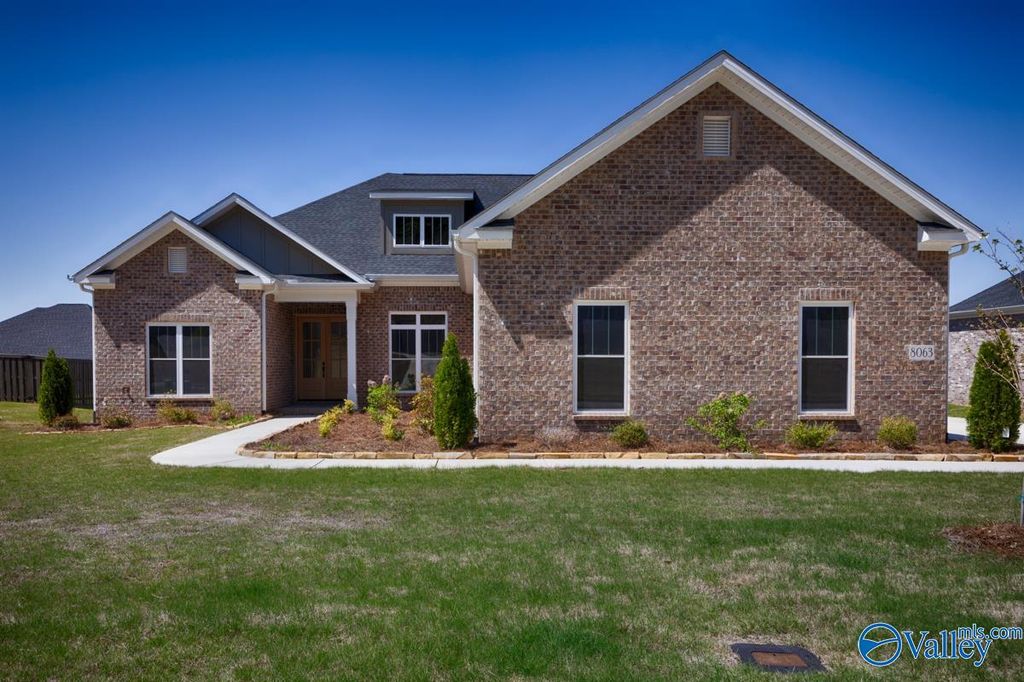 8063 Goose Ridge Drive, Owens Cross Roads, AL 35763
