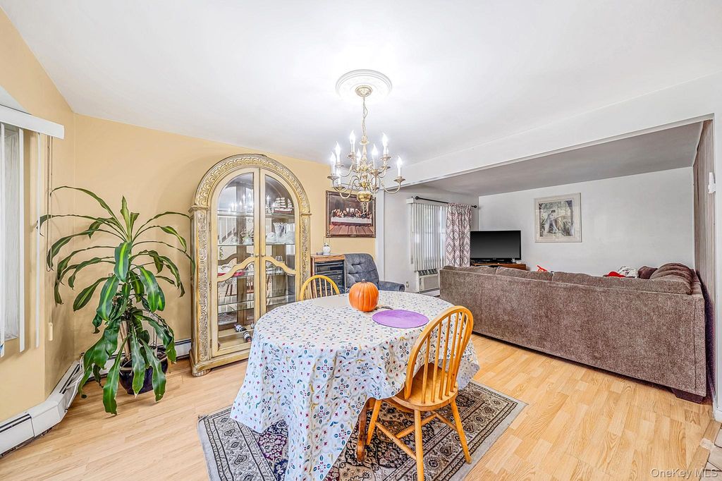 19 Curve Lane, Levittown, NY 11756 — photo 5