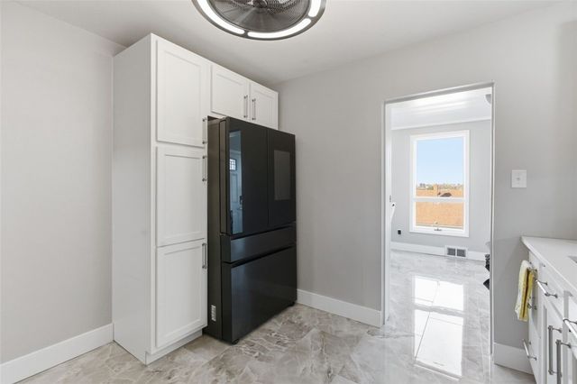 403 Oak St., West Mifflin, PA 15122