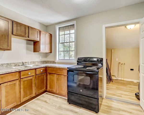 1430 DETROIT Street, Jacksonville, FL 32254