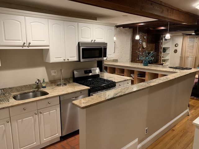 15 Blackwood St 1, Boston, MA 02115