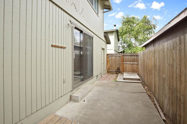 1202 Morrow Road A, Medford, OR 97504