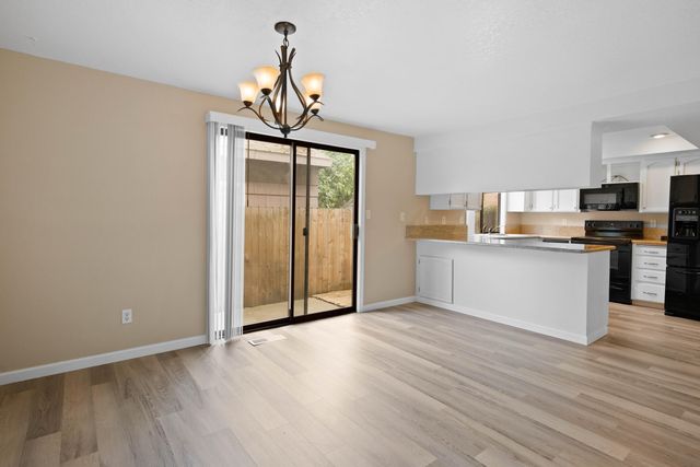 1202 Morrow Road A, Medford, OR 97504