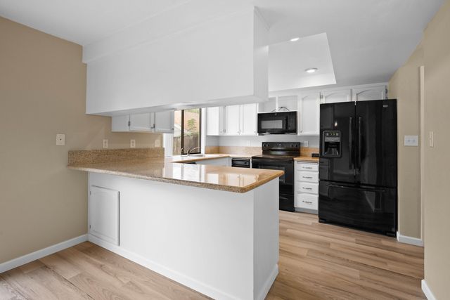 1202 Morrow Road A, Medford, OR 97504