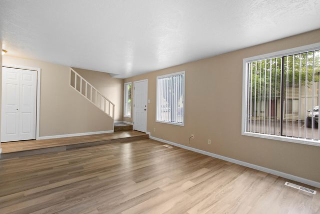 1202 Morrow Road A, Medford, OR 97504