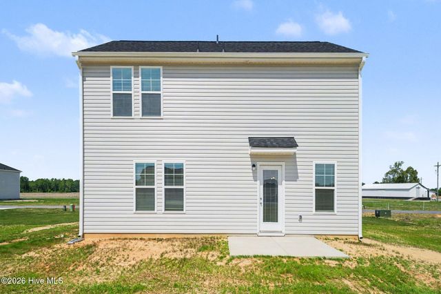 112 Littlefield Lane, La Grange, NC 28551