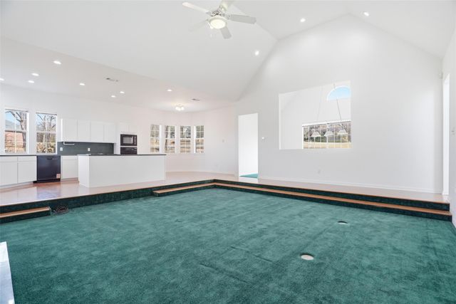 2829 Bent Oaks Drive, Burleson, TX 76028