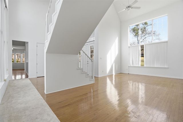 2829 Bent Oaks Drive, Burleson, TX 76028